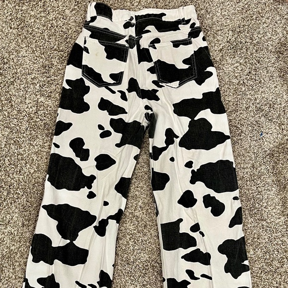 Black Cow Print Womens Jeans Size Small - Picture 2 of 2